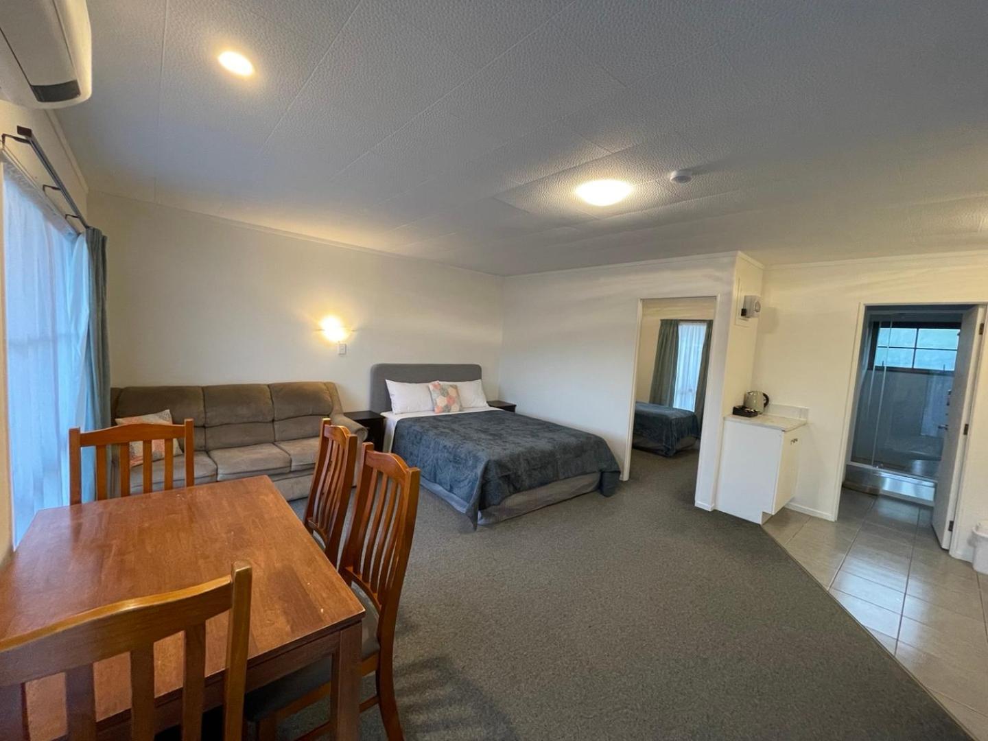 Cherry Court Motor Lodge Whangarei Exterior photo