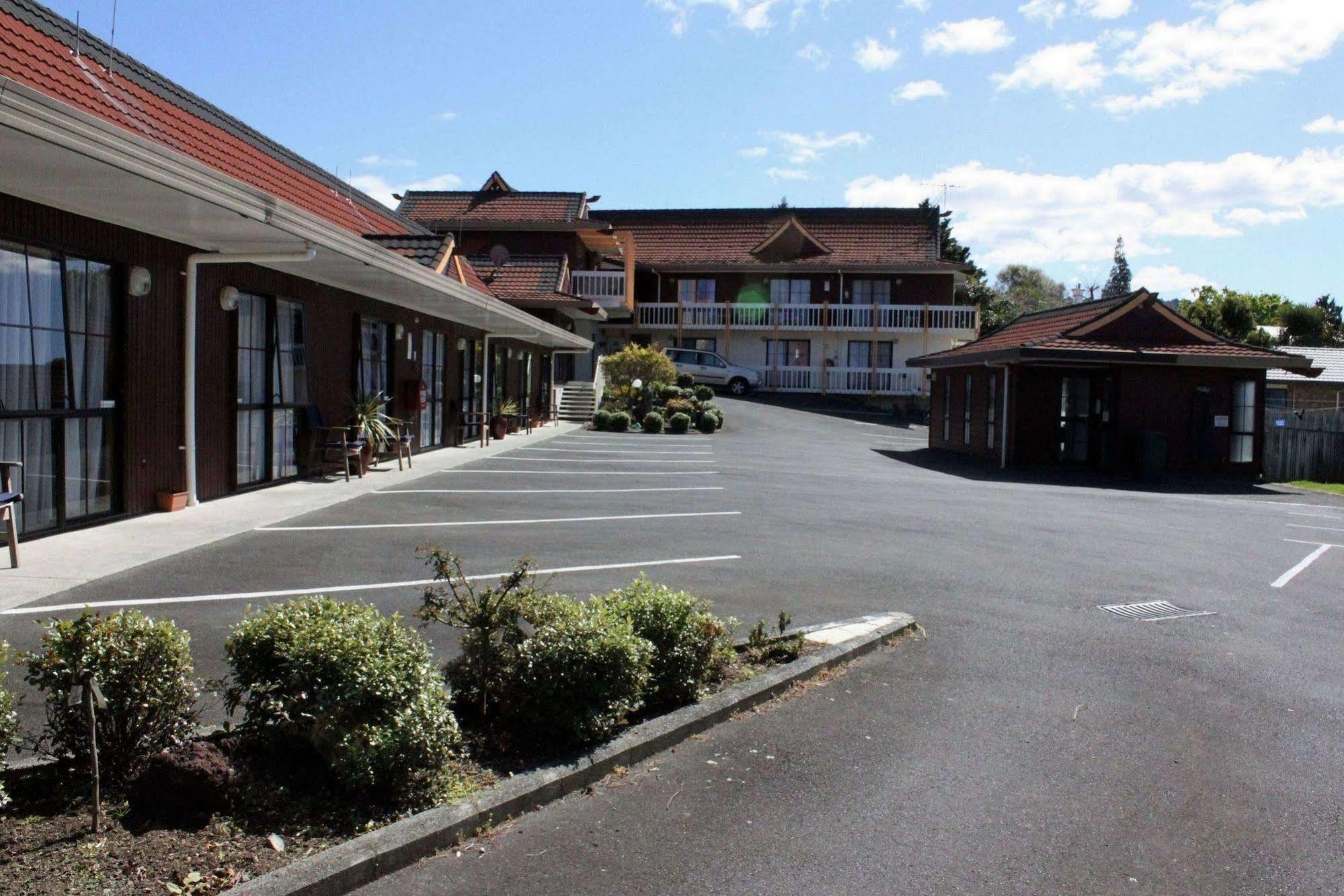 Cherry Court Motor Lodge Whangarei Exterior photo